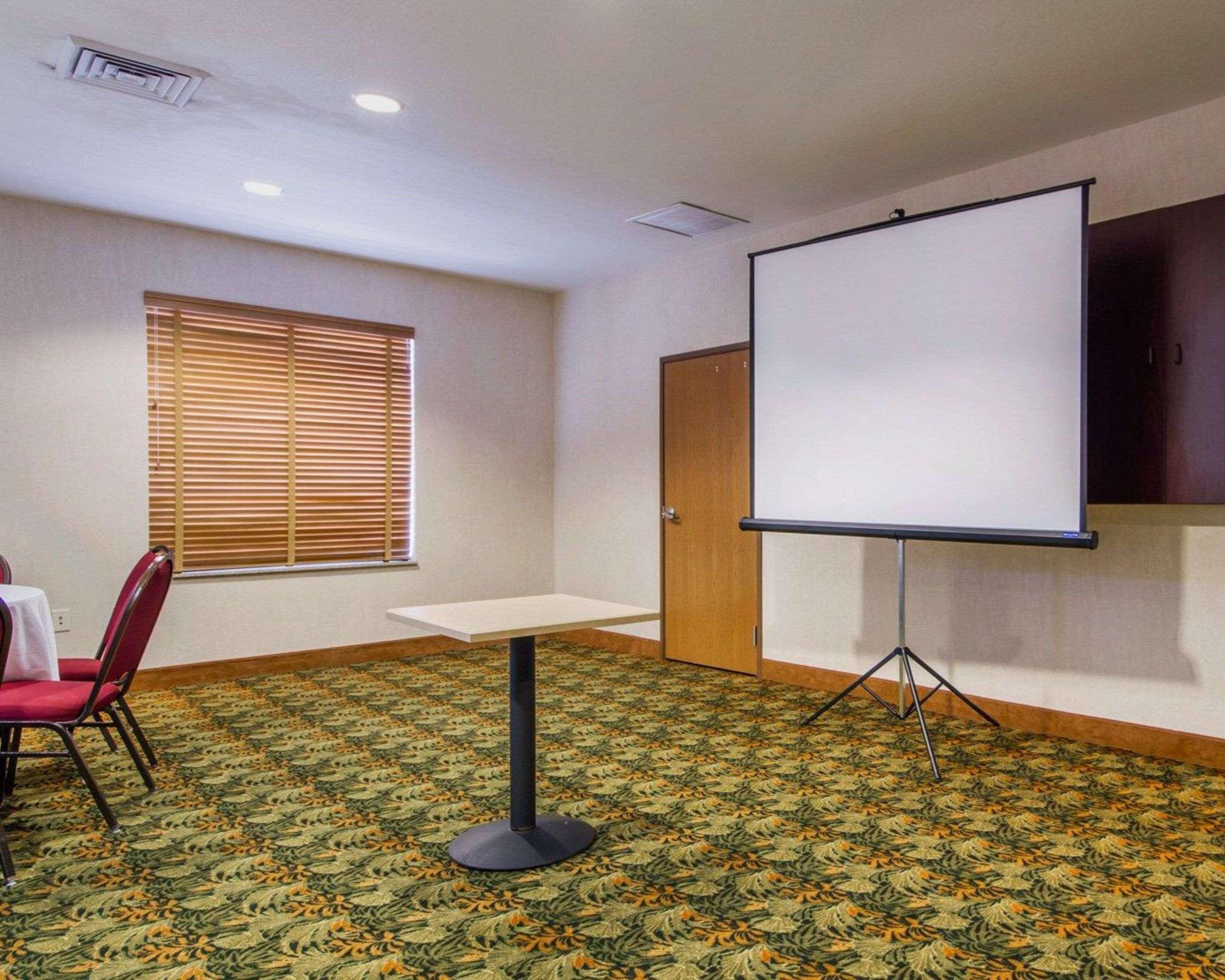Comfort Inn & Suites Madison North Deforest Luaran gambar