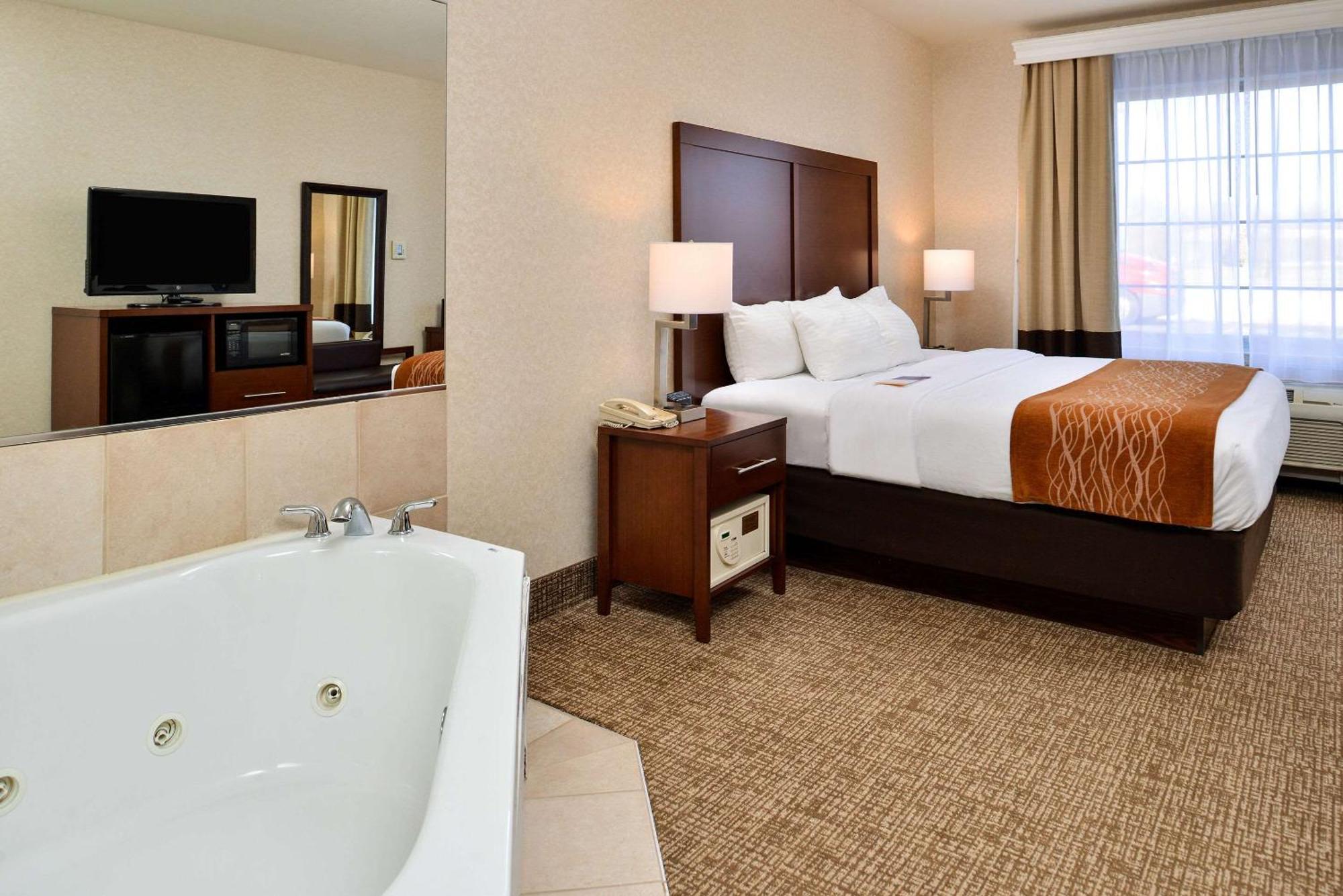 Comfort Inn & Suites Madison North Deforest Luaran gambar